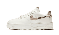 air-force-1-low-pixel-snakeskin-aplug-pl