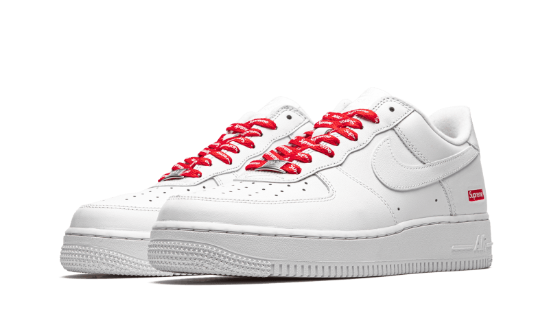 air-force-1-low-white-supreme-runstock