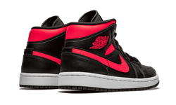 air-jordan-1-mid-black-siren-red-aplug-pl