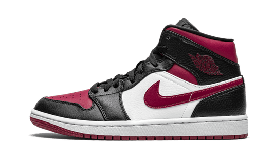 air-jordan-1-mid-bred-toe-aplug-pl