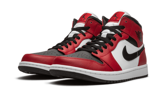 air-jordan-1-mid-chicago-black-toe-aplug-pl