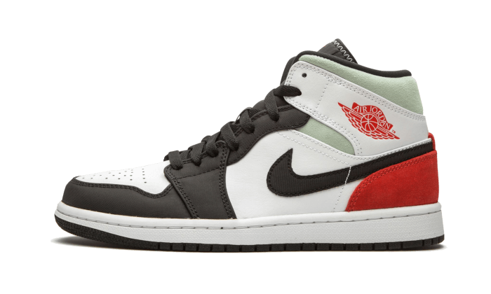 air-jordan-1-mid-se-union-black-toe-runstock