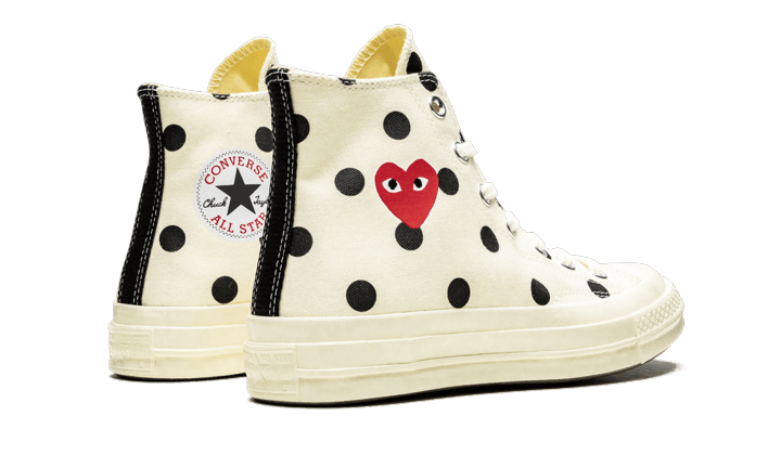 chuck-taylor-all-star-70s-hi-comme-des-garons-play-polka-dot-white-aplug-pl