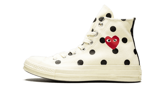 chuck-taylor-all-star-70s-hi-comme-des-garons-play-polka-dot-white-aplug-pl