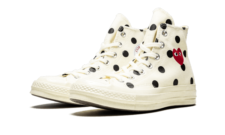 chuck-taylor-all-star-70s-hi-comme-des-garons-play-polka-dot-white-aplug-pl