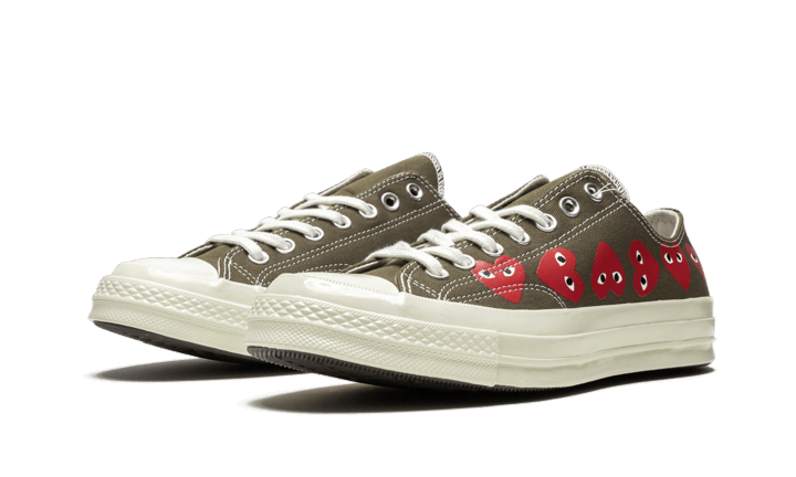 chuck-taylor-all-star-70s-ox-comme-des-garons-play-multi-heart-green-aplug-pl