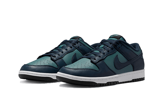 dunk-low-armory-navy-aplug-pl