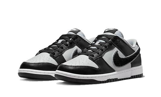 dunk-low-chenille-swoosh-grey-black-aplug-pl