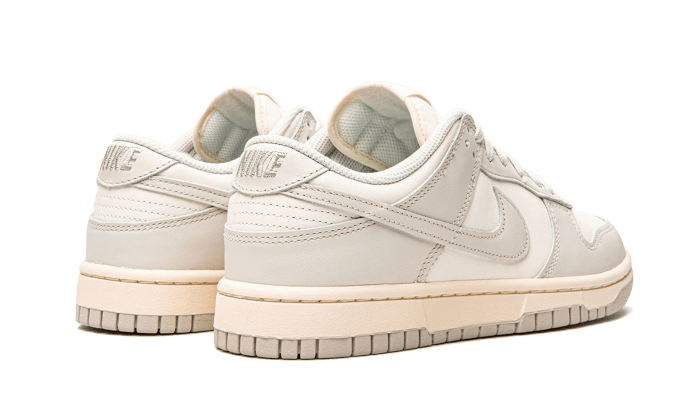 dunk-low-light-bone-aplug-pl