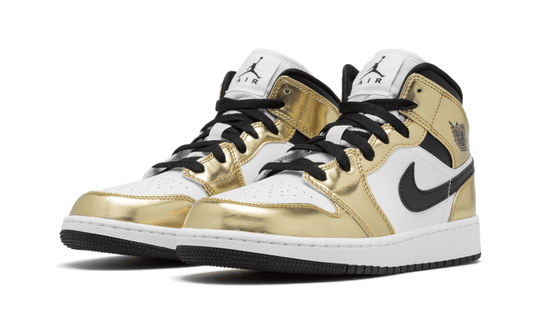 air-jordan-1-mid-white-metallic-gold-aplug-pl