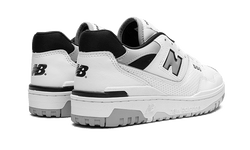 550-white-concrete-black-aplug-pl