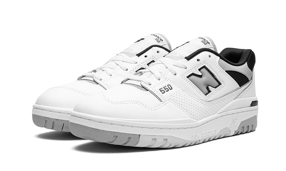 550-white-concrete-black-aplug-pl