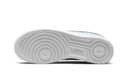 air-force-1-low-07-essential-white-worn-blue-paisley-aplug-pl