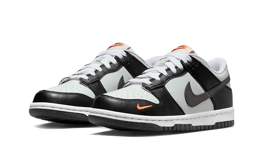 dunk-low-black-grey-orange-aplug-pl