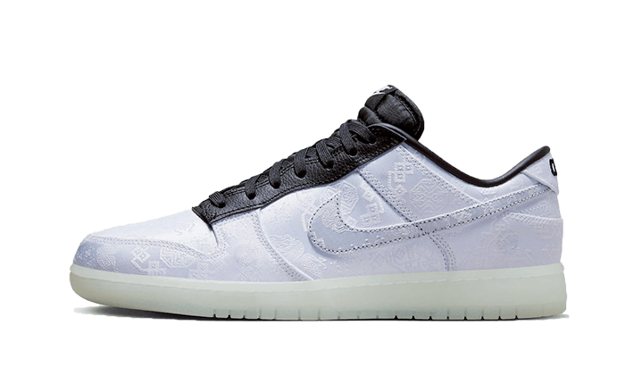 dunk-low-clot-fragment-white-aplug-pl