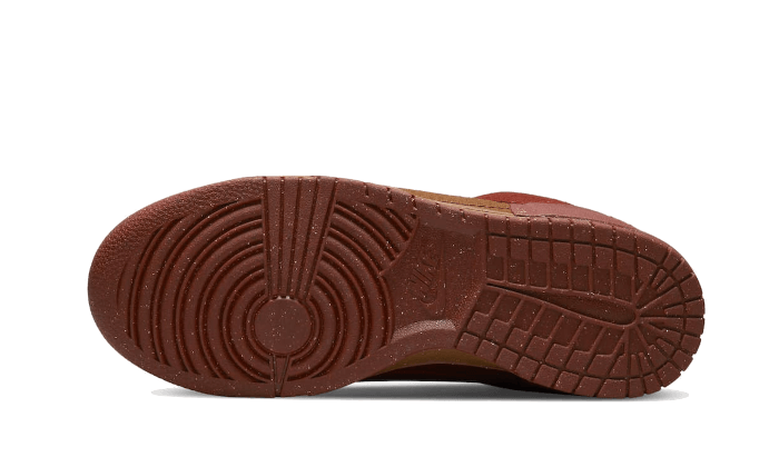 dunk-low-disrupt-2-desert-bronze-aplug-pl