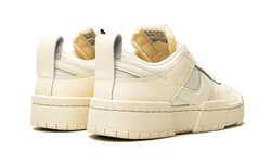 dunk-low-disrupt-coconut-milk-aplug-pl