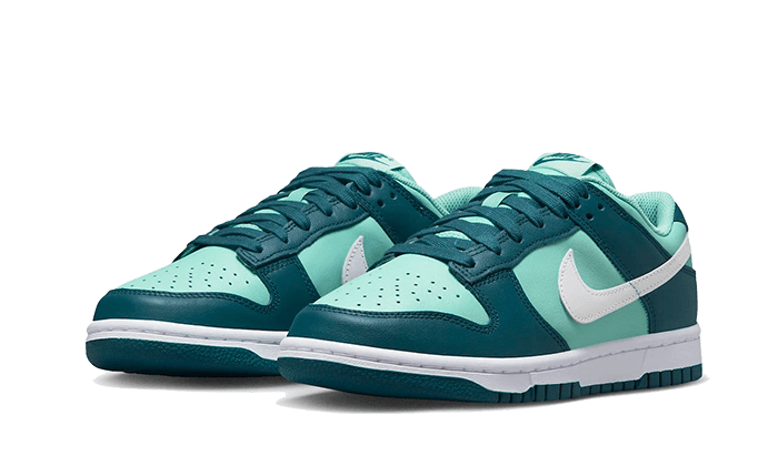 dunk-low-geode-teal-aplug-pl