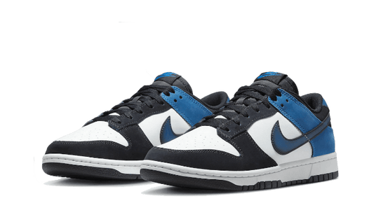 dunk-low-airbrush-industrial-blue-aplug-pl