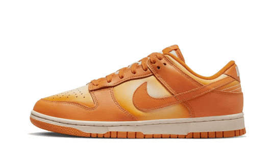 dunk-low-magma-orange-aplug-pl