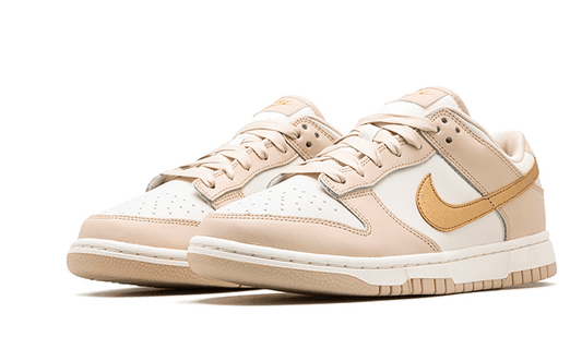 dunk-low-phantom-metallic-gold-runstock