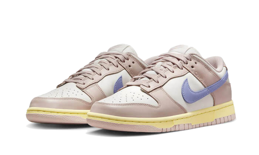 dunk-low-pink-oxford-white-aplug-pl