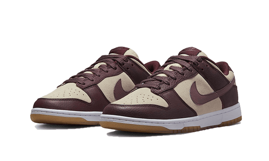 dunk-low-plum-eclipse-aplug-pl