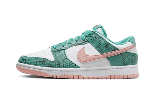 dunk-low-snakeskin-washed-teal-bleached-coral-runstock