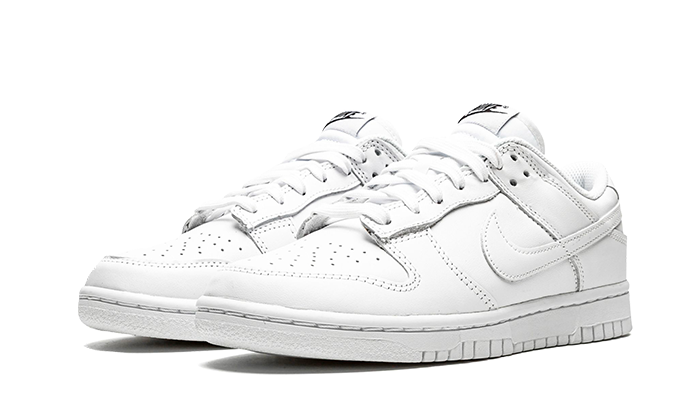 dunk-low-triple-white-2021-aplug-pl