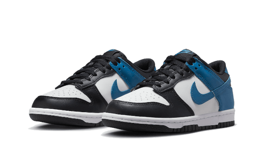 dunk-low-white-blue-black-aplug-pl