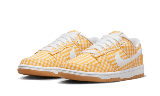 dunk-low-yellow-gingham-aplug-pl