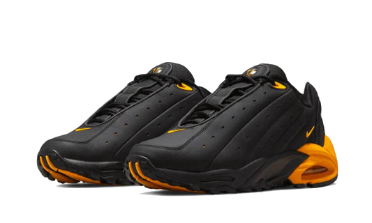 nocta-hot-step-air-terra-black-university-gold-aplug-pl