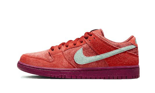 sb-dunk-low-mystic-red-aplug-pl