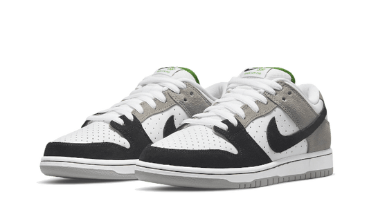 sb-dunk-low-chlorophyll-aplug-pl