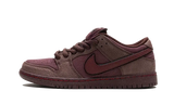 Nike SB Dunk Low City Of Love Burgundy Crush - Aplug