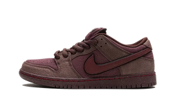 Nike SB Dunk Low City Of Love Burgundy Crush - FN0619-600