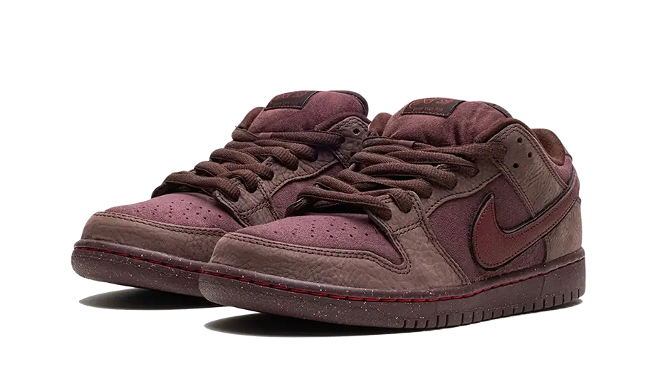 Nike SB Dunk Low City Of Love Burgundy Crush - FN0619-600