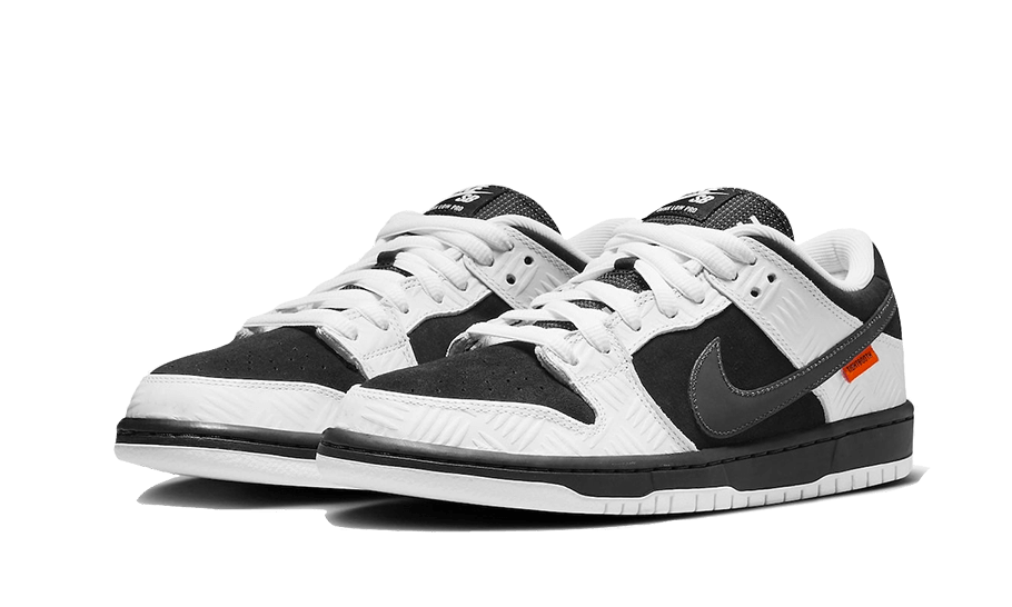 sb-dunk-low-tightbooth-aplug-pl