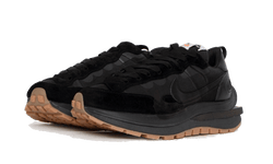 vaporwaffle-sacai-black-gum-aplug-pl