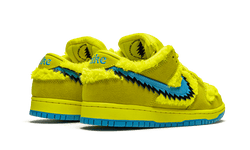 sb-dunk-low-grateful-dead-bears-yellow-aplug-pl