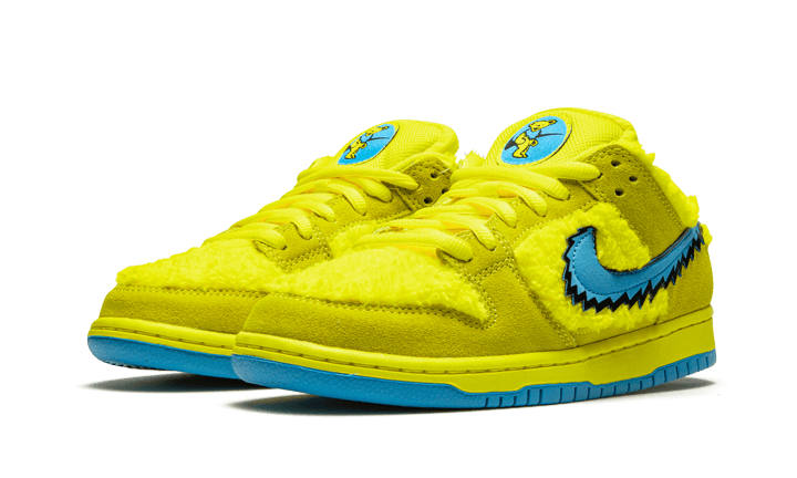 sb-dunk-low-grateful-dead-bears-yellow-aplug-pl