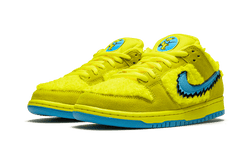 sb-dunk-low-grateful-dead-bears-yellow-aplug-pl