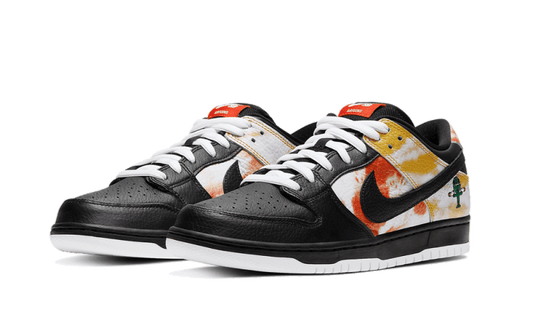 sb-dunk-low-raygun-tie-dye-home-aplug-pl