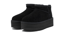 classic-ultra-mini-platform-black-aplug-pl