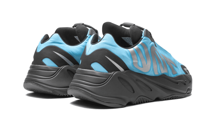 yeezy-700-mnvn-bright-cyan-aplug-pl