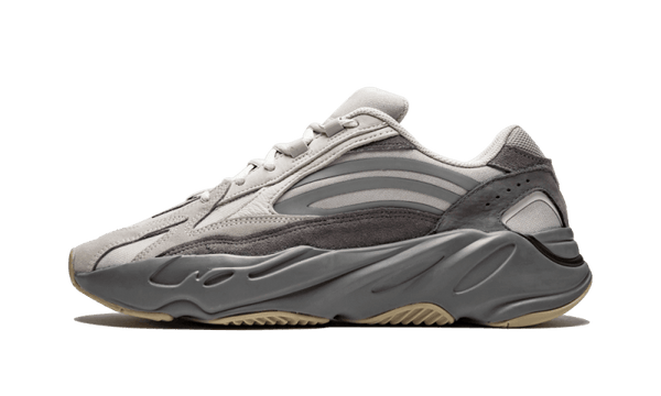 yeezy-700-v2-tephra-aplug-pl